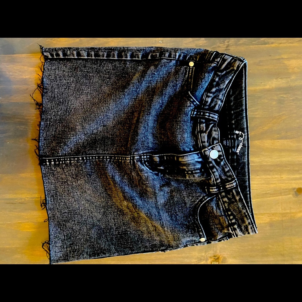 Art class black Jean skirt size 10-12